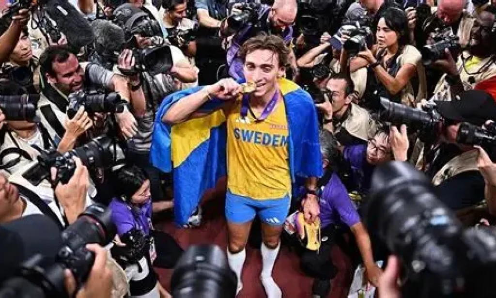 📰 Duplantis thyen rekord botëror në pole vault për të 14-tën herë